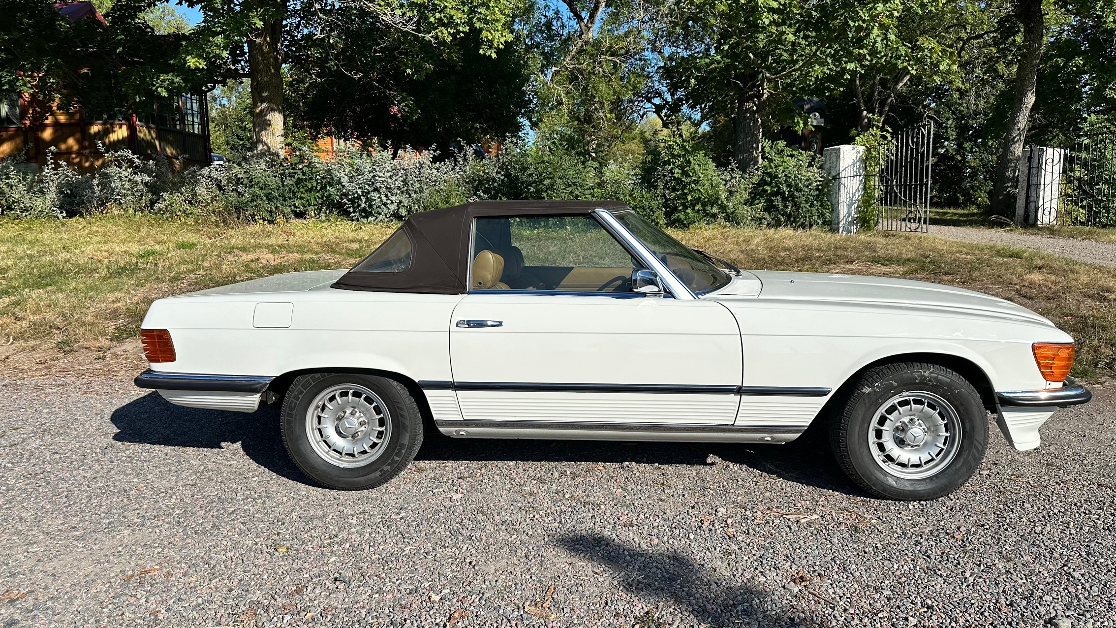 Mercedes-Benz 350