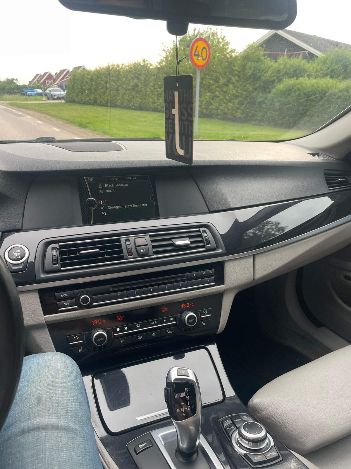 BMW 525 d Touring Steptronic 2011, kuva 8/8
