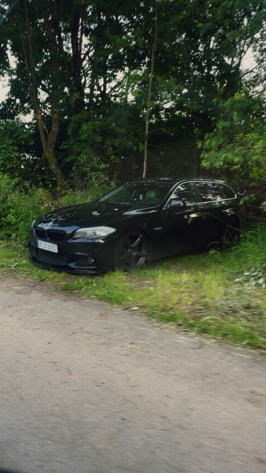 BMW 525 d Touring Steptronic 2011, kuva 3/8