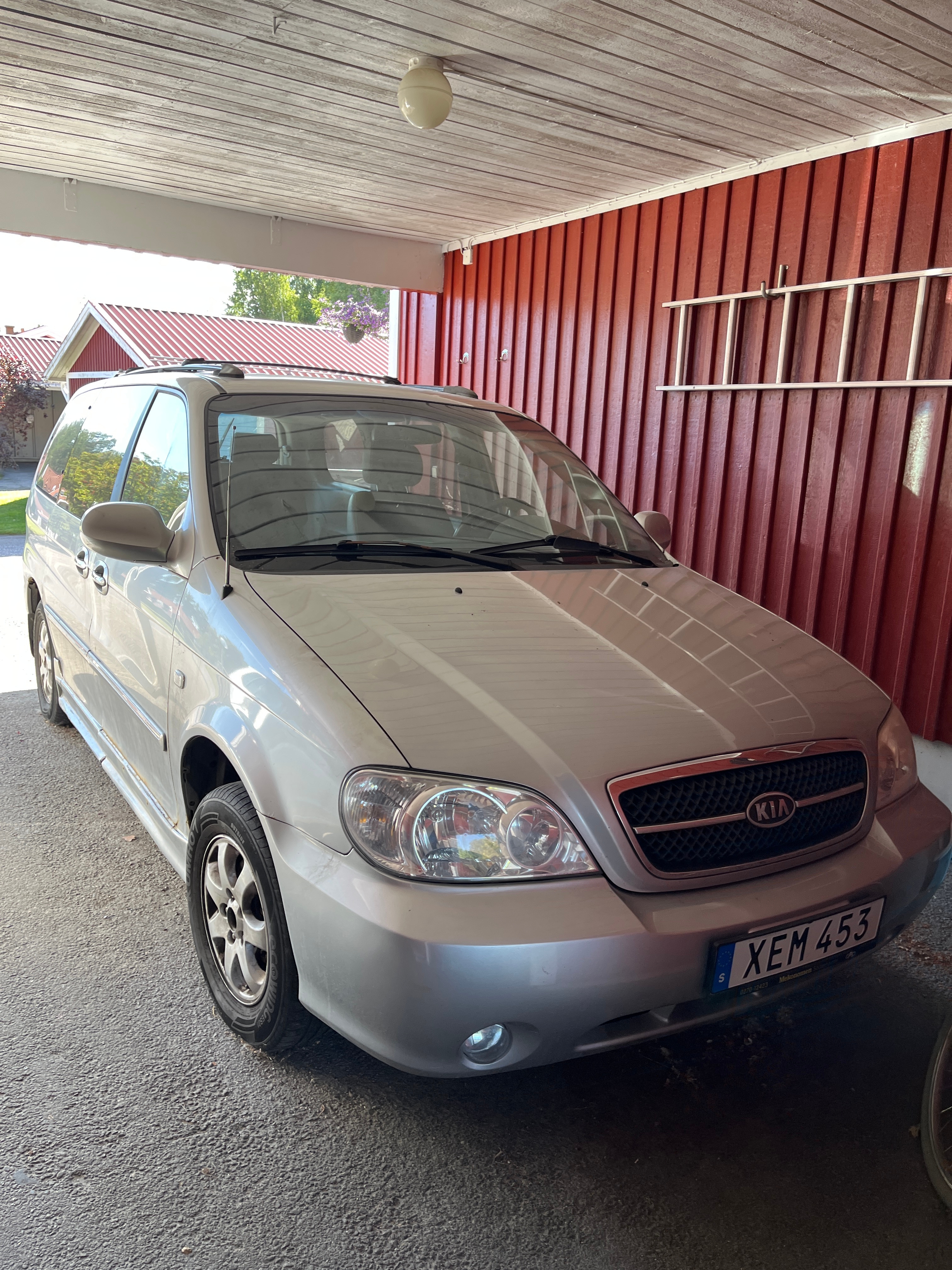 Kia Carnival