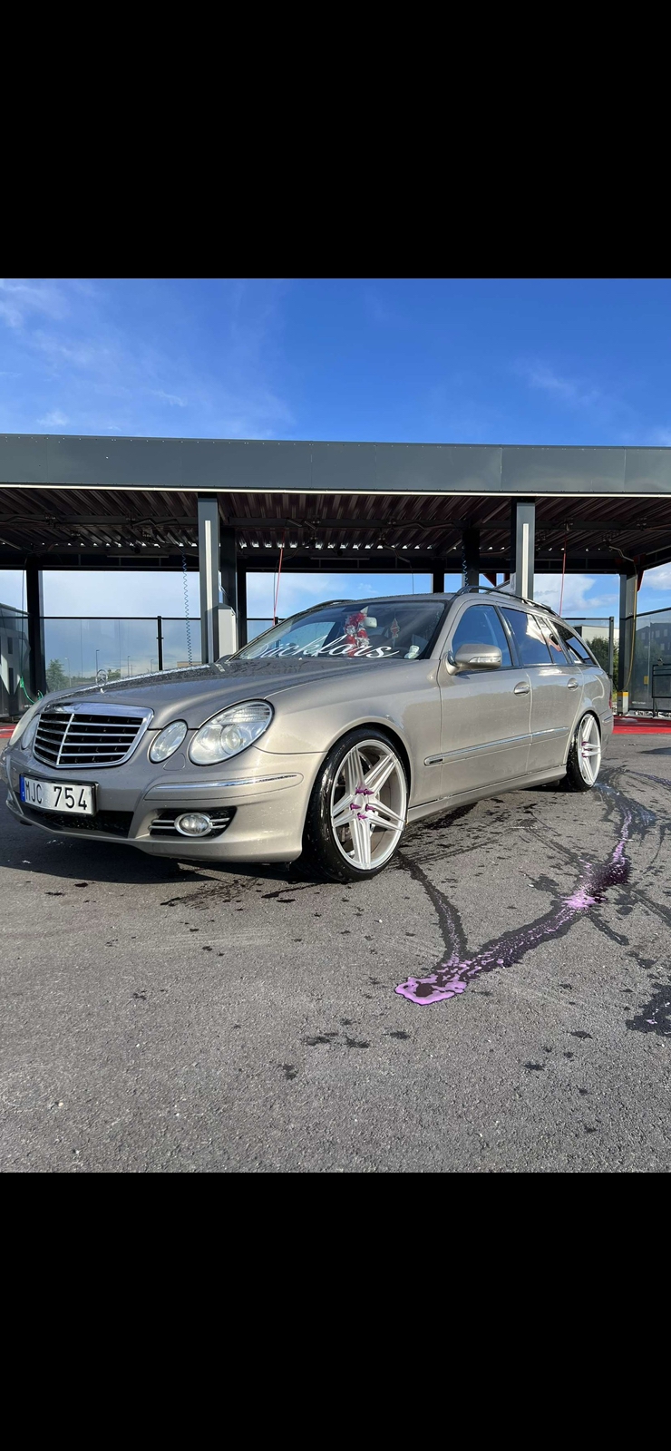 Mercedes-Benz E