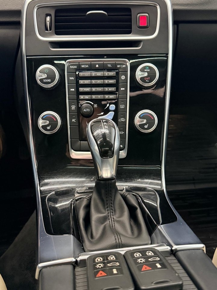 Volvo V60 2015, bild 7/10