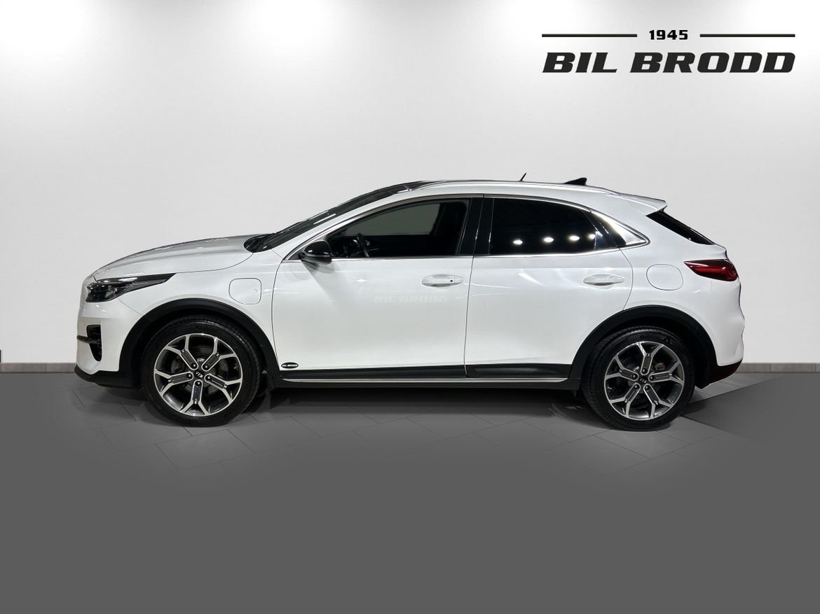 Kia XCeed Plug-in Hybrid Advance Plus II 2021, photo 4/14
