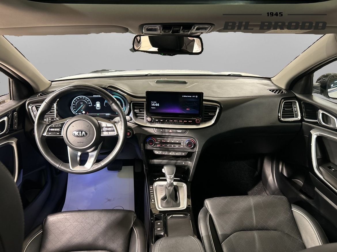 Kia XCeed Plug-in Hybrid Advance Plus II 2021, photo 7/14