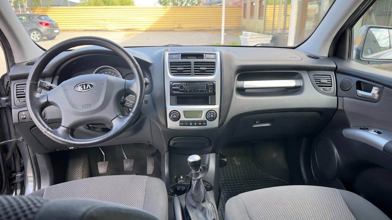 Kia Sportage 2.0 CRDi 4WD Euro 4 2009, photo 7/10
