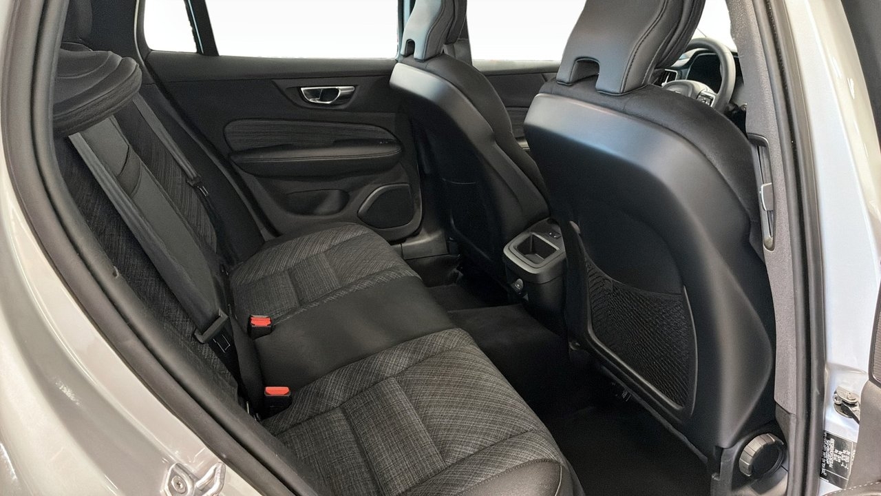 Volvo V60 Cross Country 2022, kuva 5/13