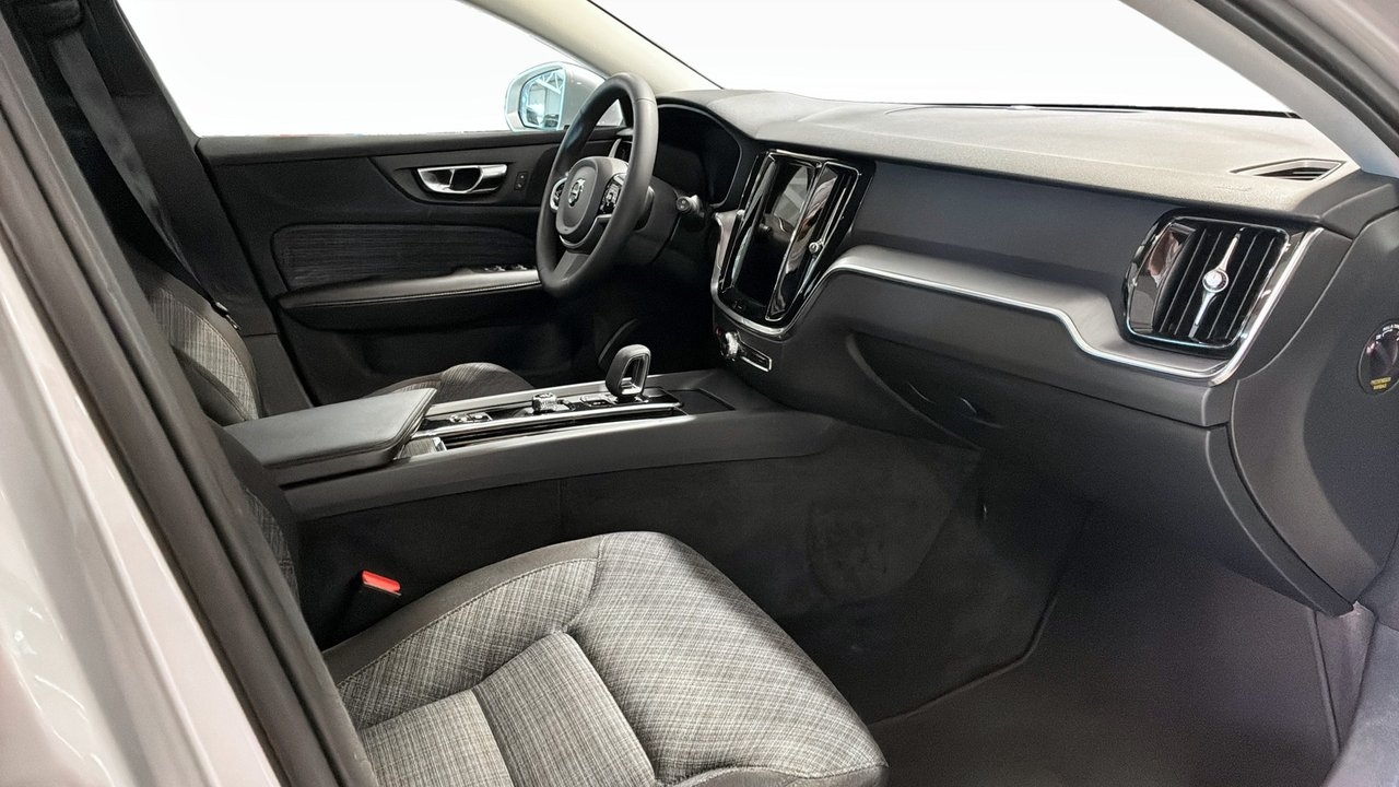 Volvo V60 Cross Country 2022, kuva 3/13