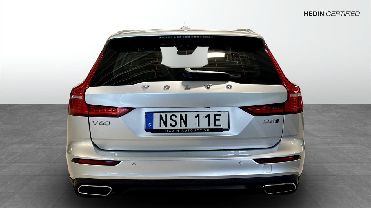 Volvo V60 Cross Country 2022, kuva 7/13