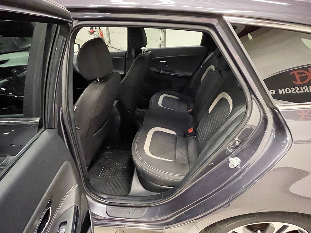 Kia Ceed SW 1,6 CRDi GT-Line 136Hk 2016, photo 5/7