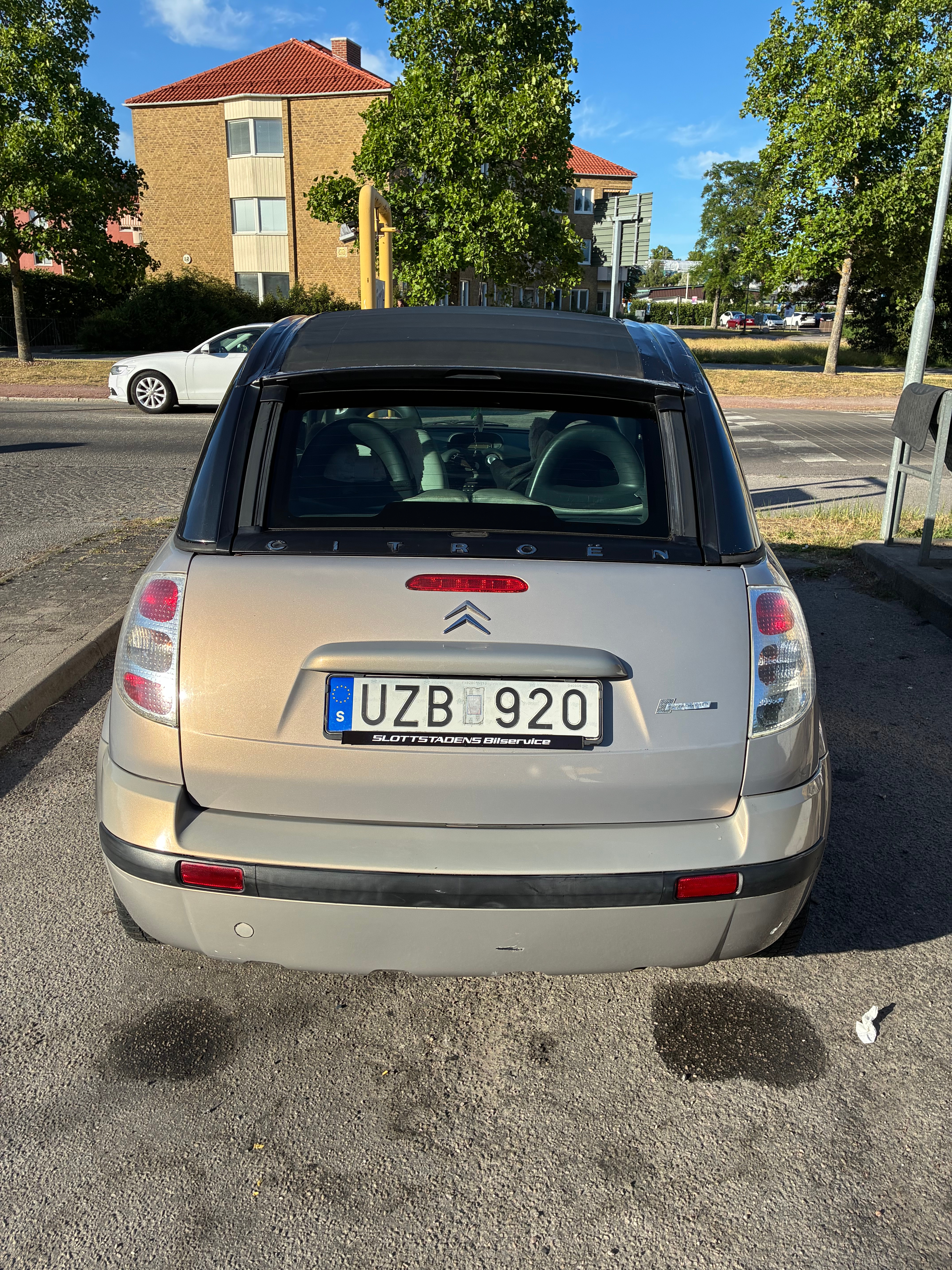 Citroen C3 Pluriel 1.4 8v Manuell 2004, bild 2/5