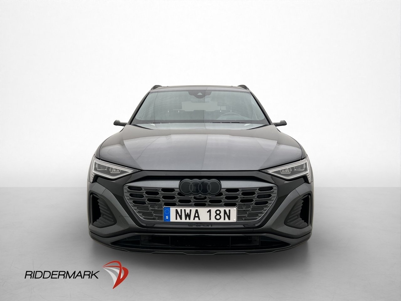 Audi Q8 55 e-tron Q S-Line Pano 2024, kuva 3/34
