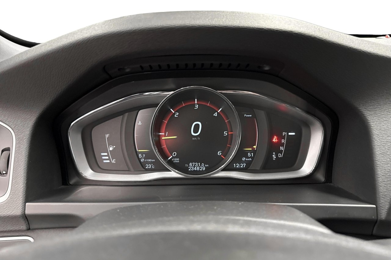 Volvo V60 Cross Country 2017, bild 7/11