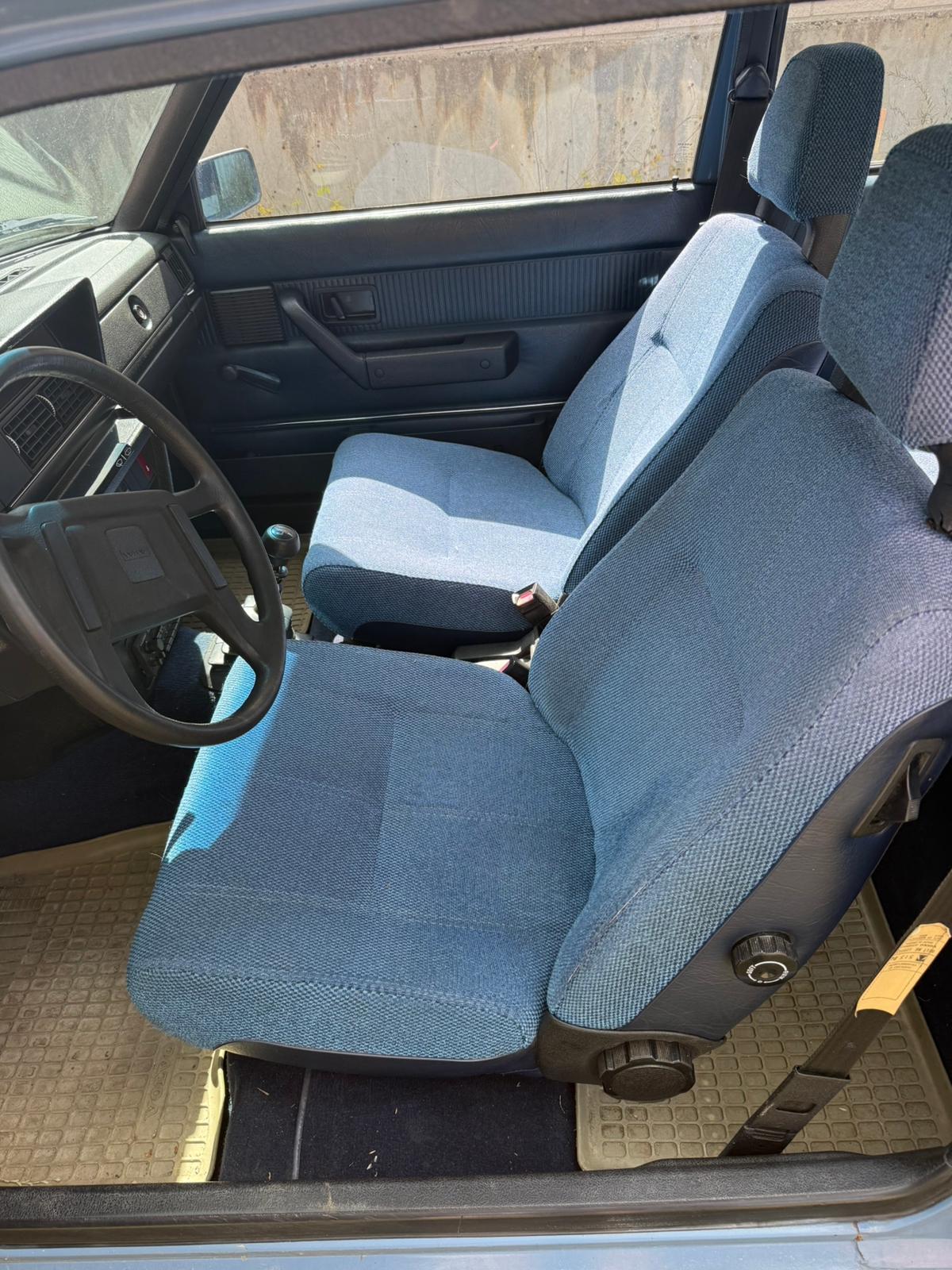 Volvo 242 2-door 2.1 Manuell 1983, bild 3/10