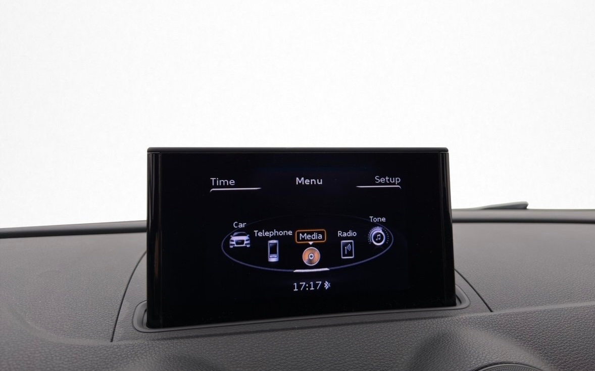 Audi A3 Sedan 2.0 TDI quattro Manuell 2014, bild 7/8
