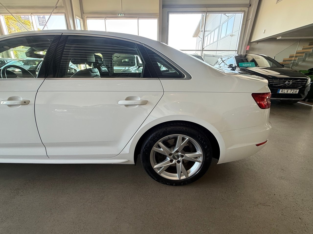 Audi A4 2017, bild 5/24