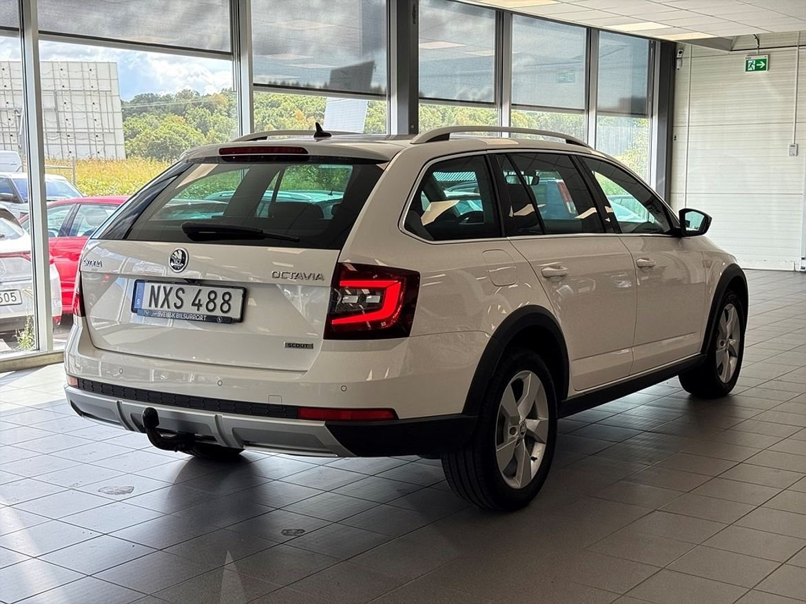 Skoda Octavia Scout 2.0 TDI 4x4 Kamer.. 2018, bild 3/10