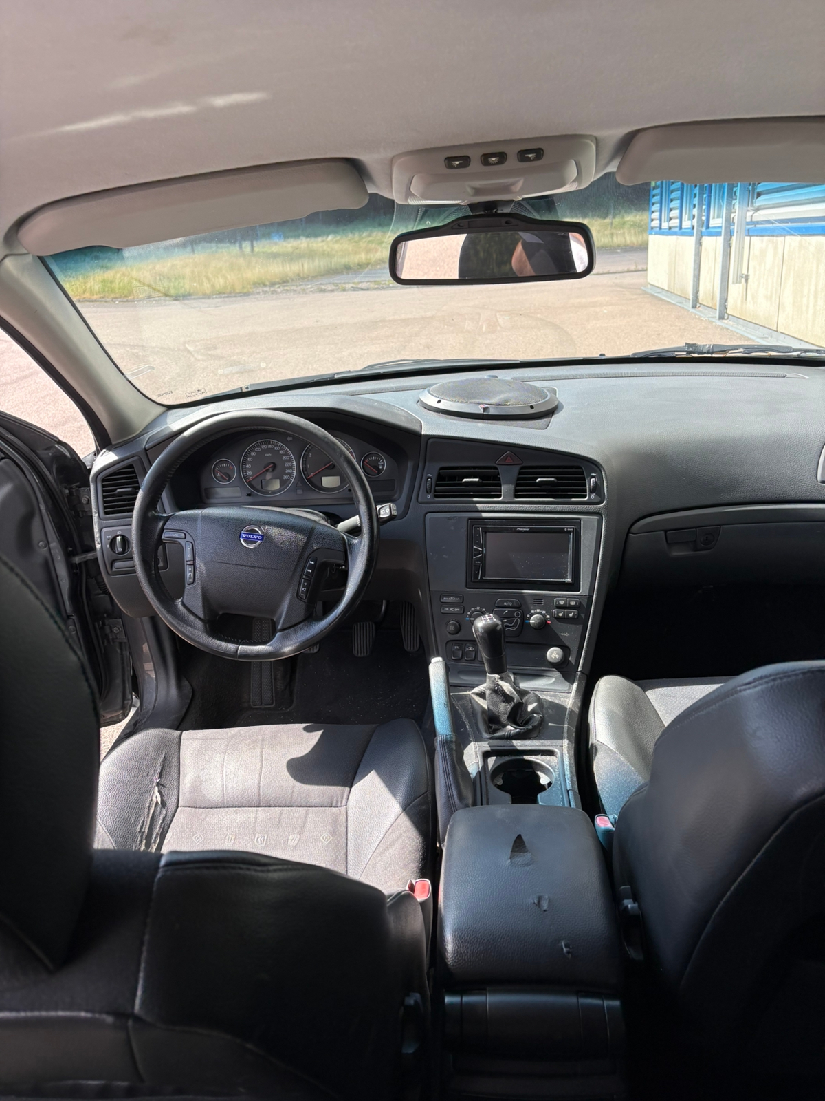 Volvo V70 2.4 Manuell 2004, bild 5/6