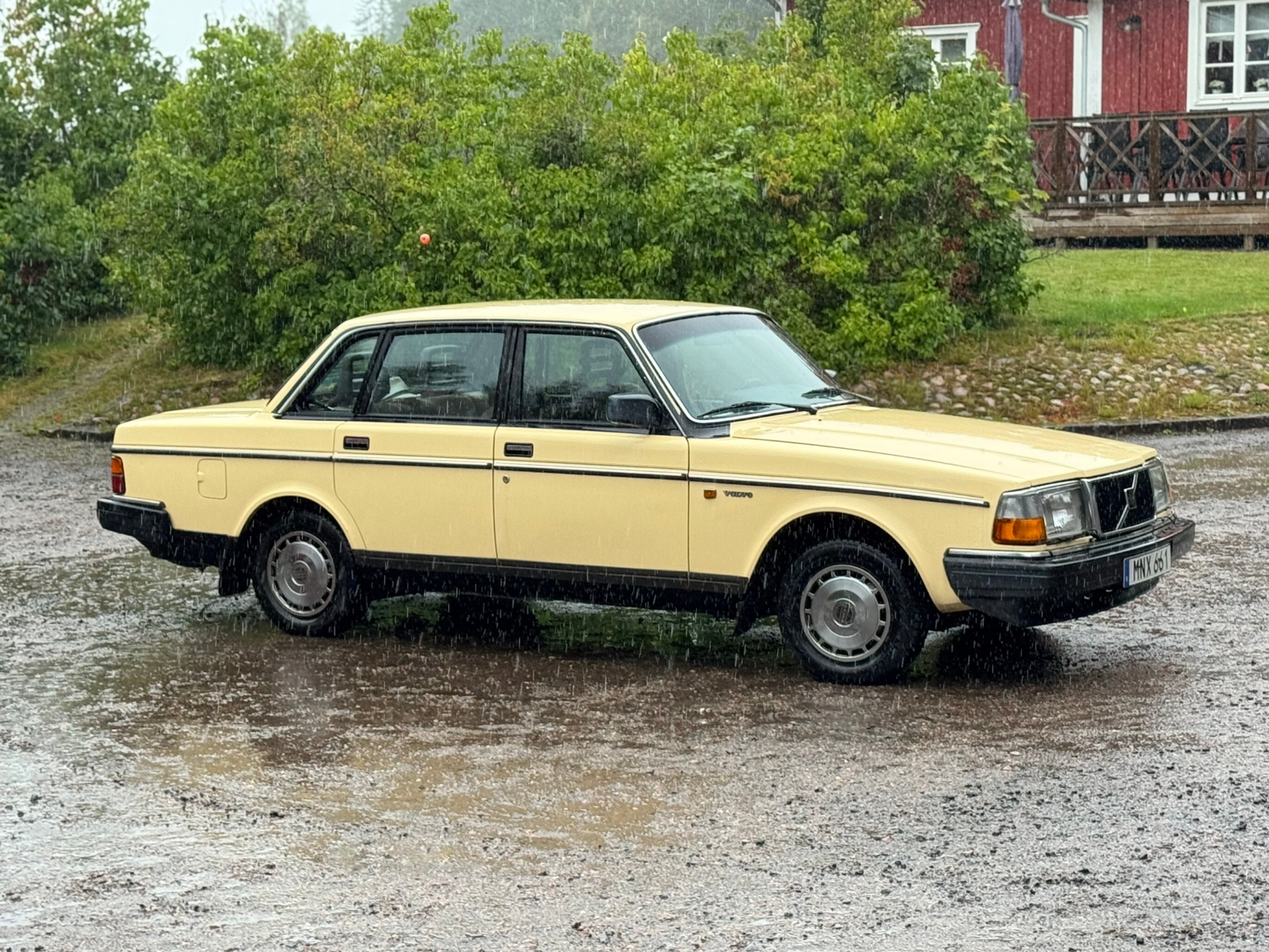 Volvo 240