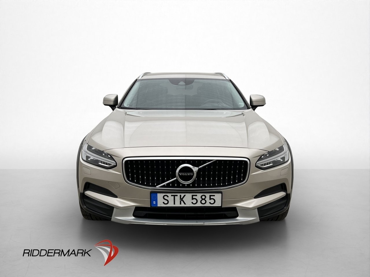 Volvo V90 Cross Country 2019, kuva 2/30
