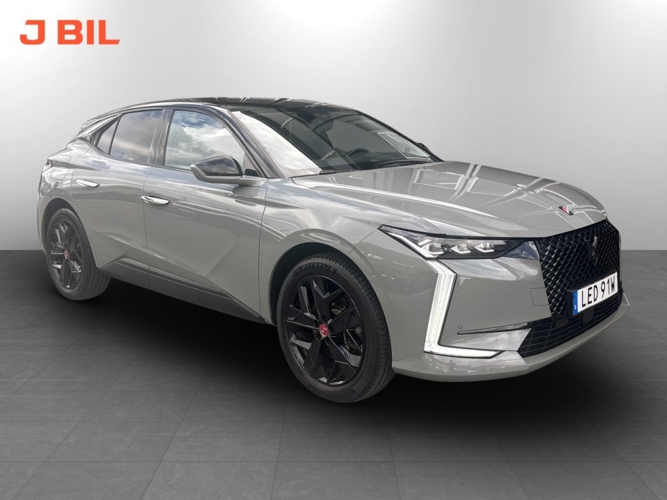 DS 4