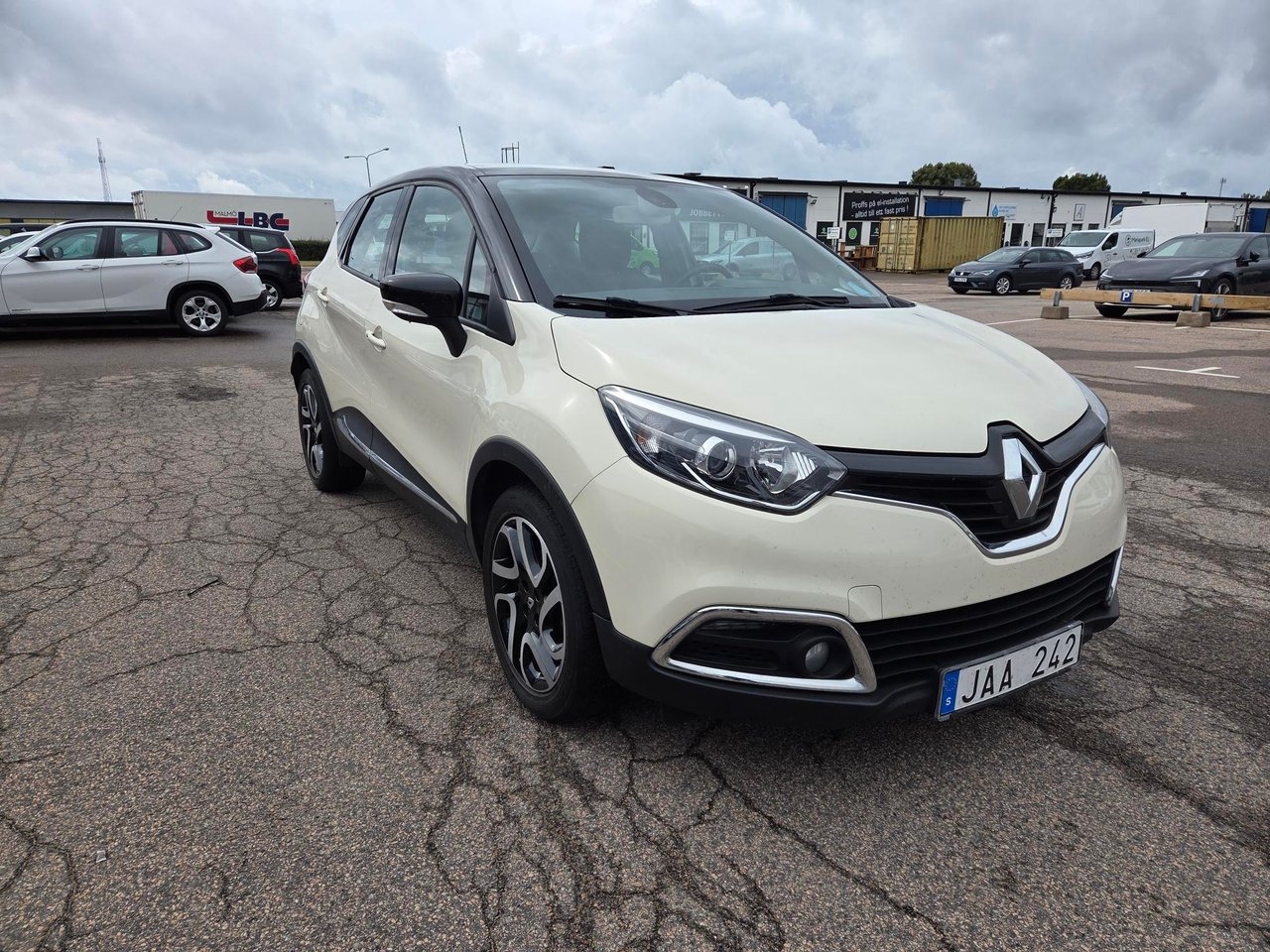 Renault Captur 1.2 TCe EDC Euro 5 2014, bild 2/10