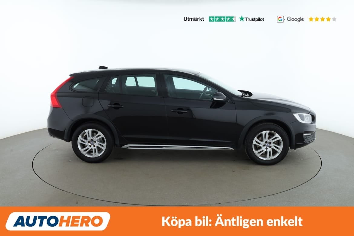 Volvo V60 Cross Country 2018, bild 7/10