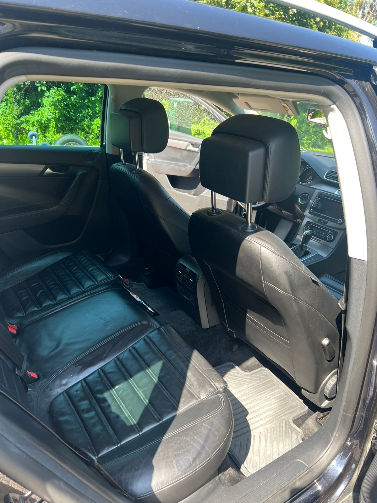 Volkswagen Passat 2011, bild 5/6