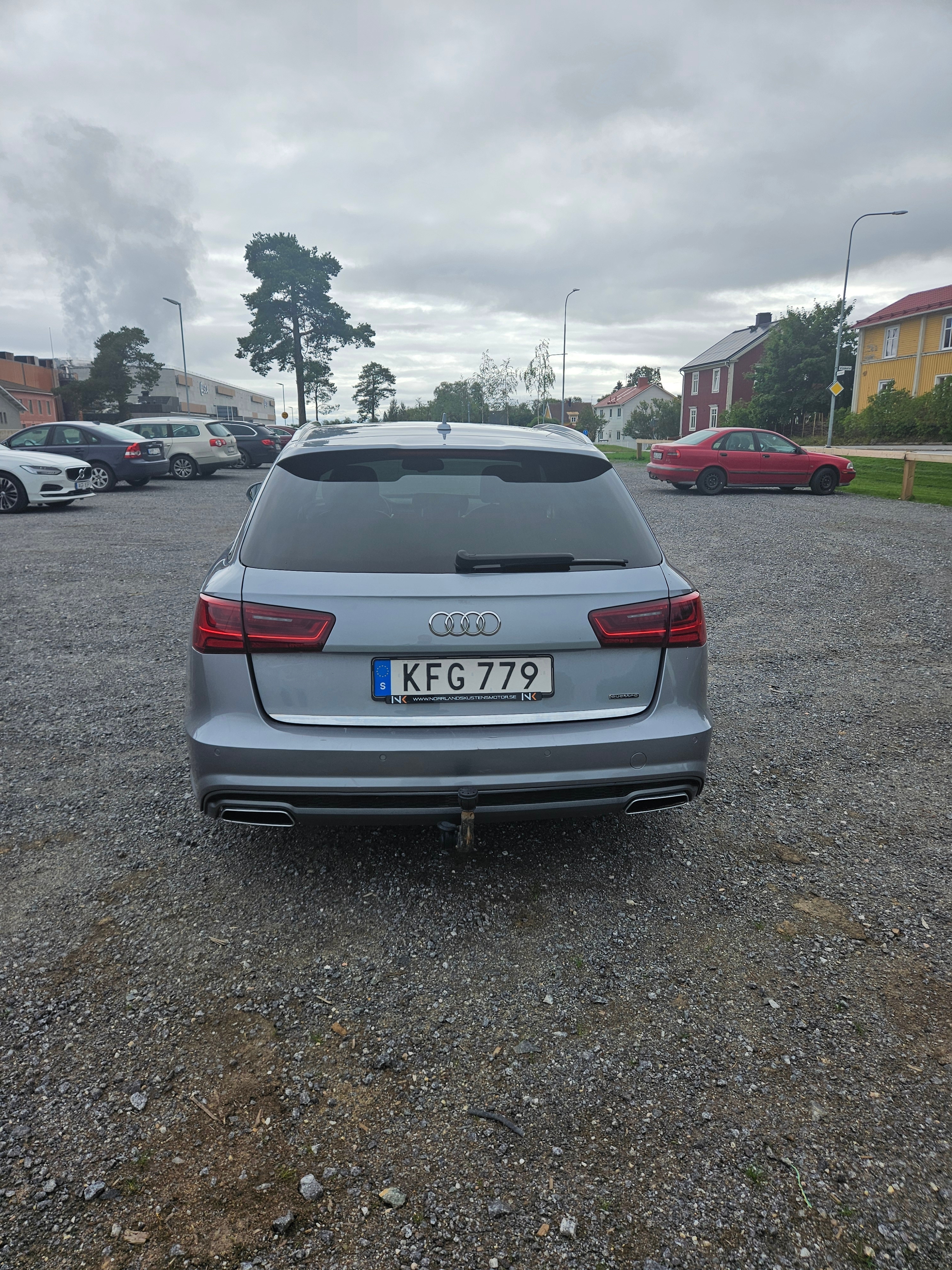 Audi A6 Avant 2.0 TDI quattro S-Line 2018, bild 4/6