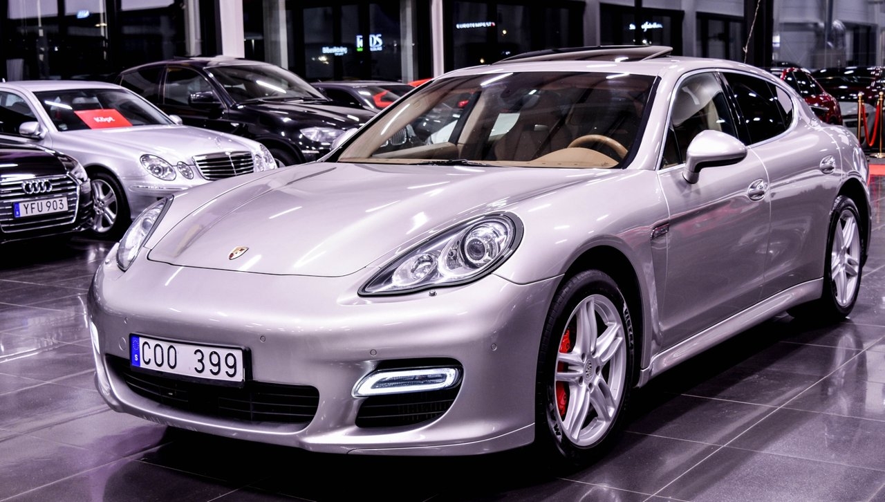 Porsche Panamera Turbo PDK Turbo Euro 5 2011, bild 6/10