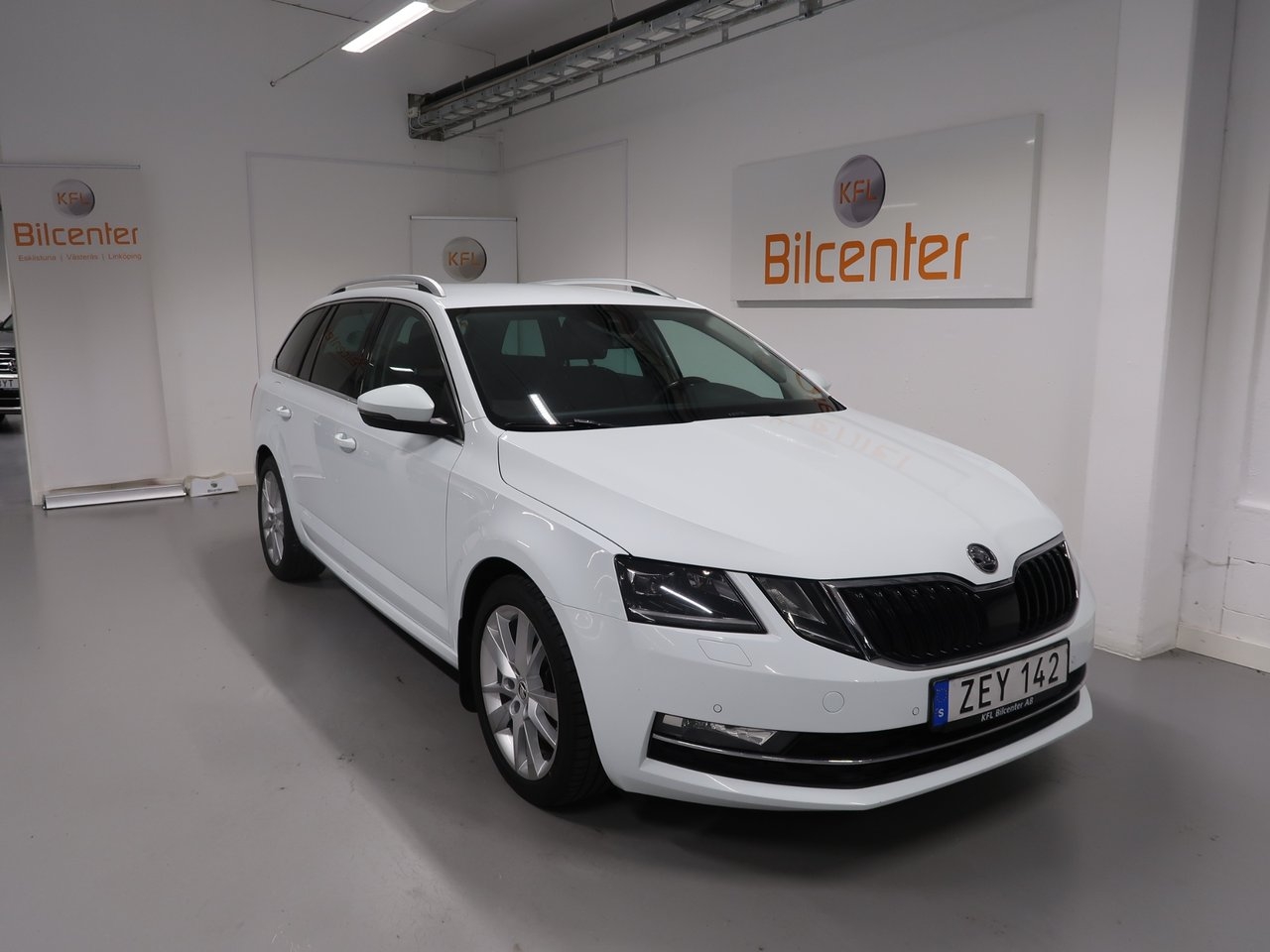Skoda Octavia 2018, bild 3/10