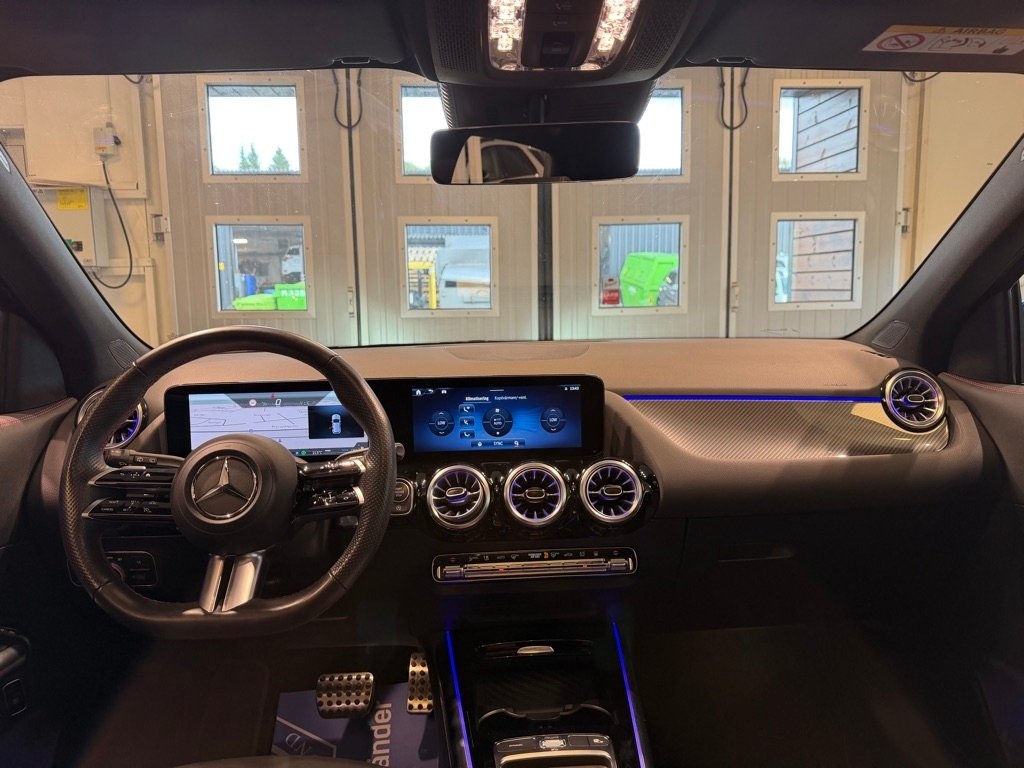 Mercedes-Benz GLA 2024, photo 5/10
