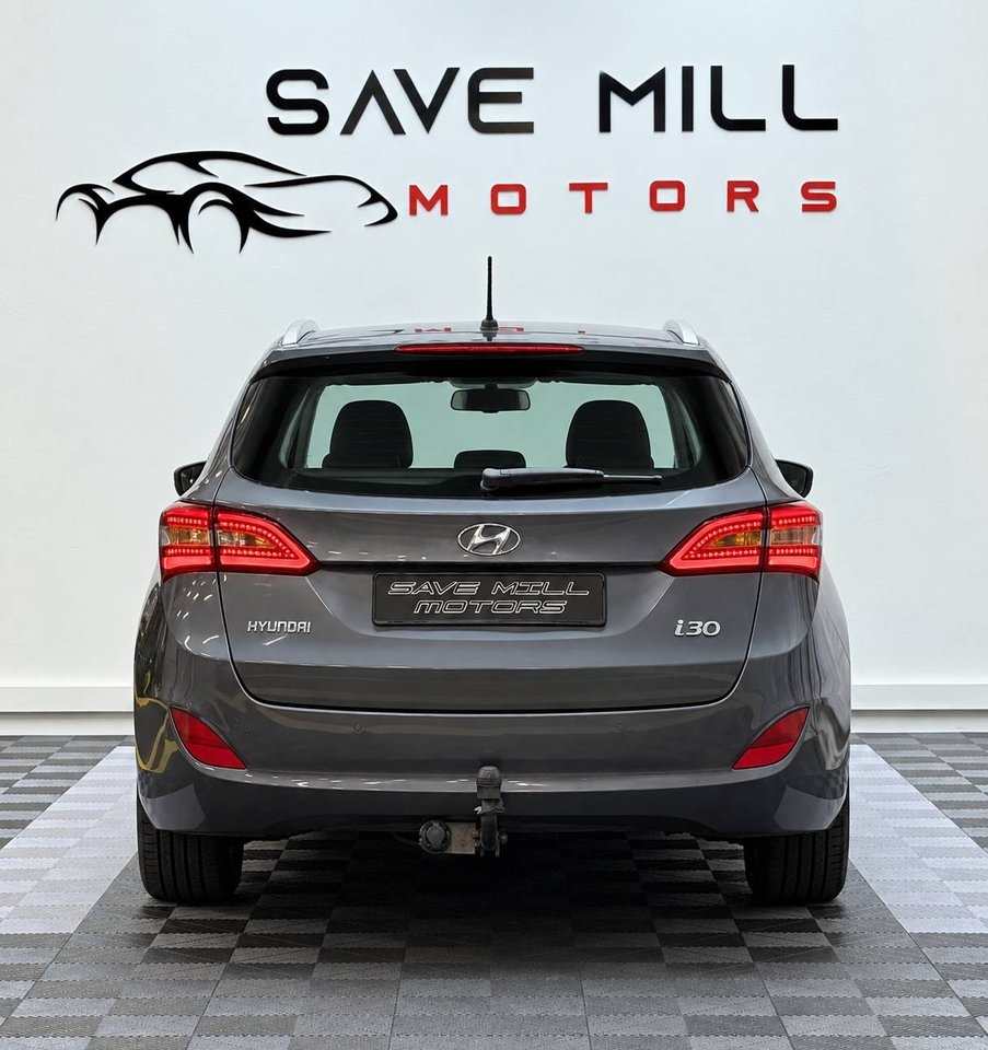 Hyundai i30 Kombi 1.6 CRDi Premium 2017, kuva 2/10