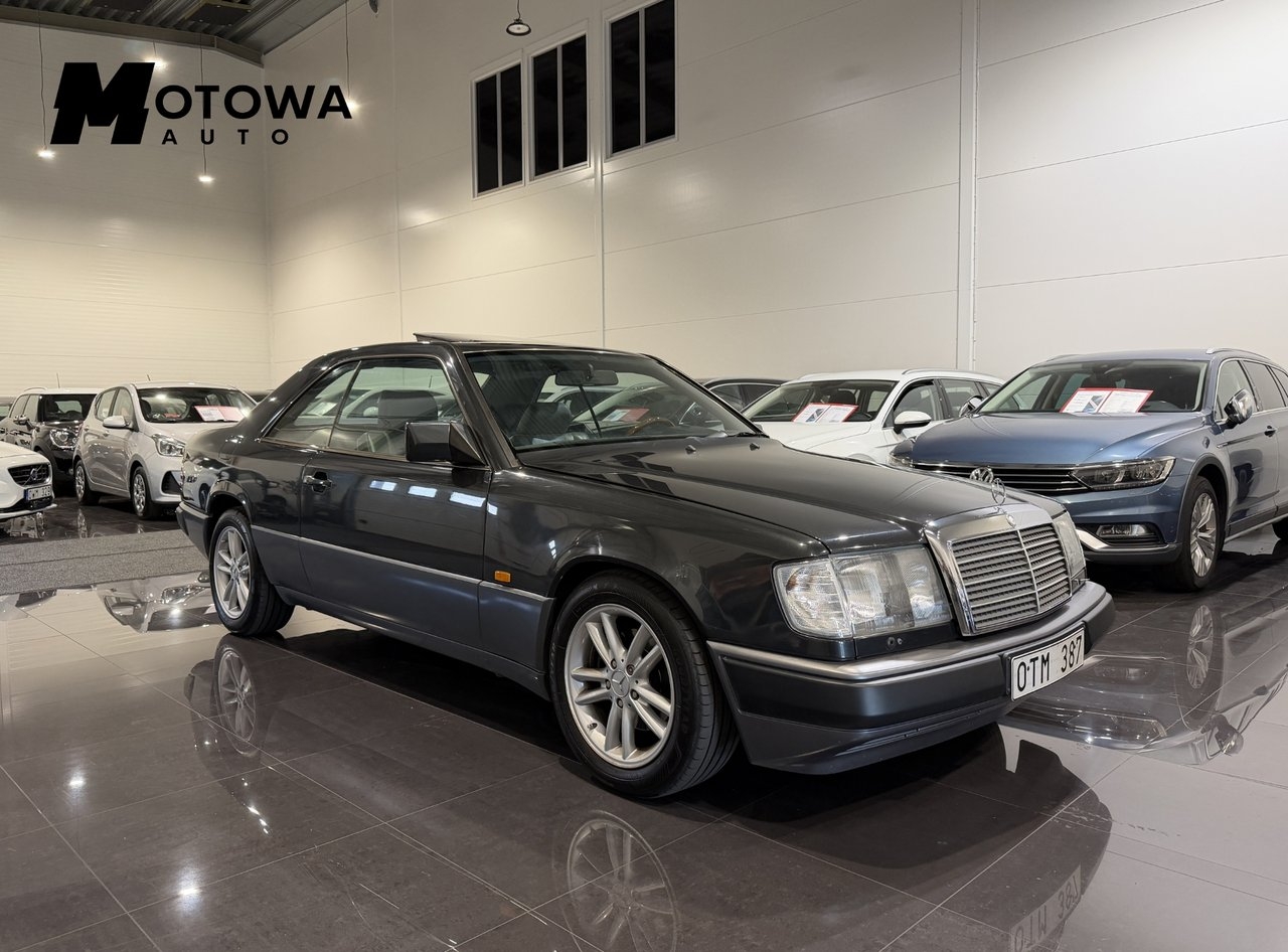 Mercedes-Benz 300