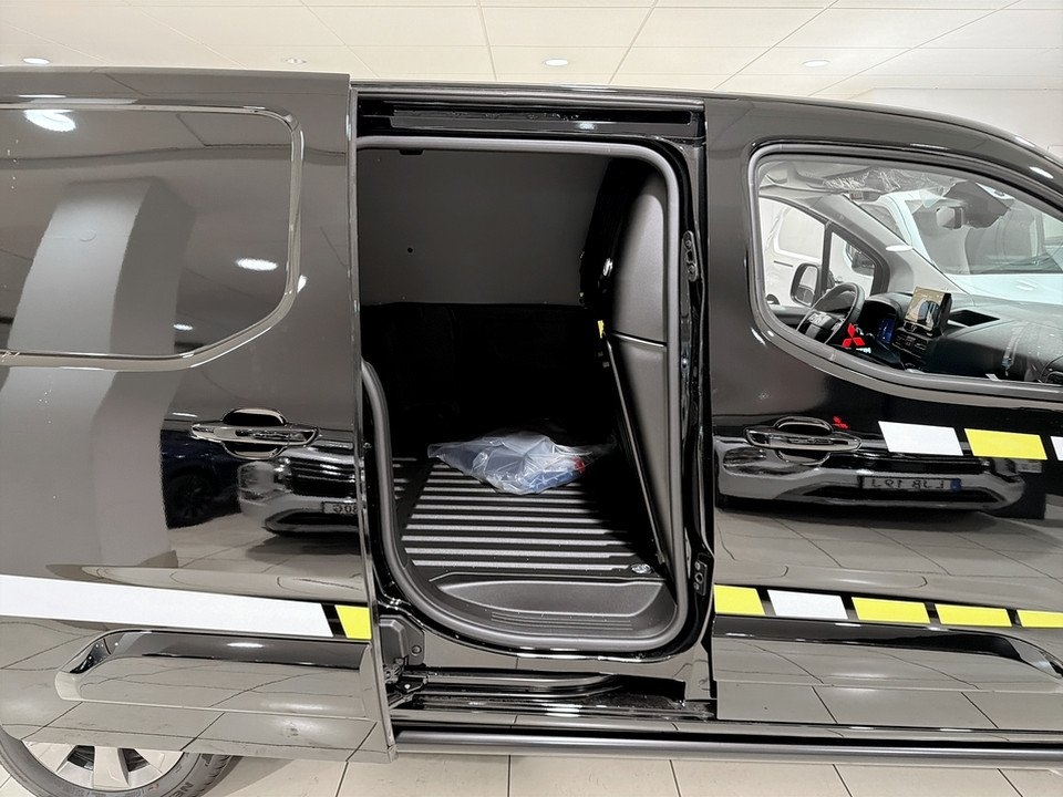 Opel Combo 2026, photo 6/10