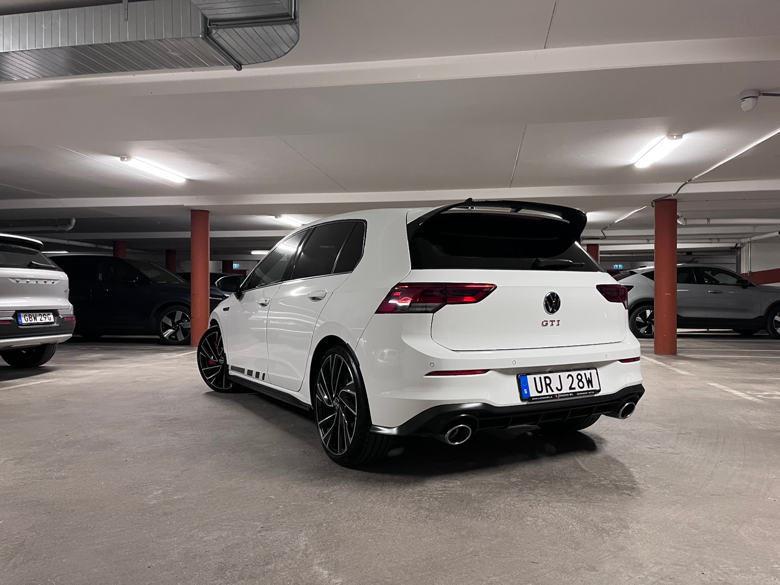 Volkswagen Golf VIII GTI Clubsport 2021, photo 3/10