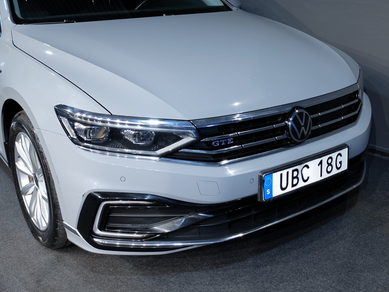 Volkswagen Passat 2023, bild 6/10