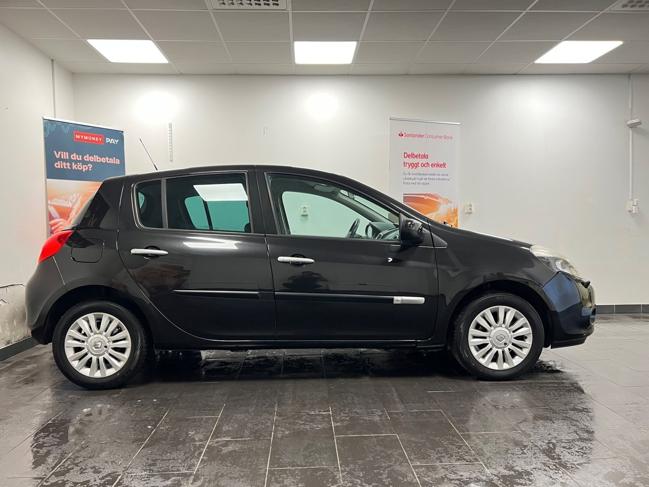 Renault Clio 5-dörrars Halvkombi 1.2 2011, bild 3/10