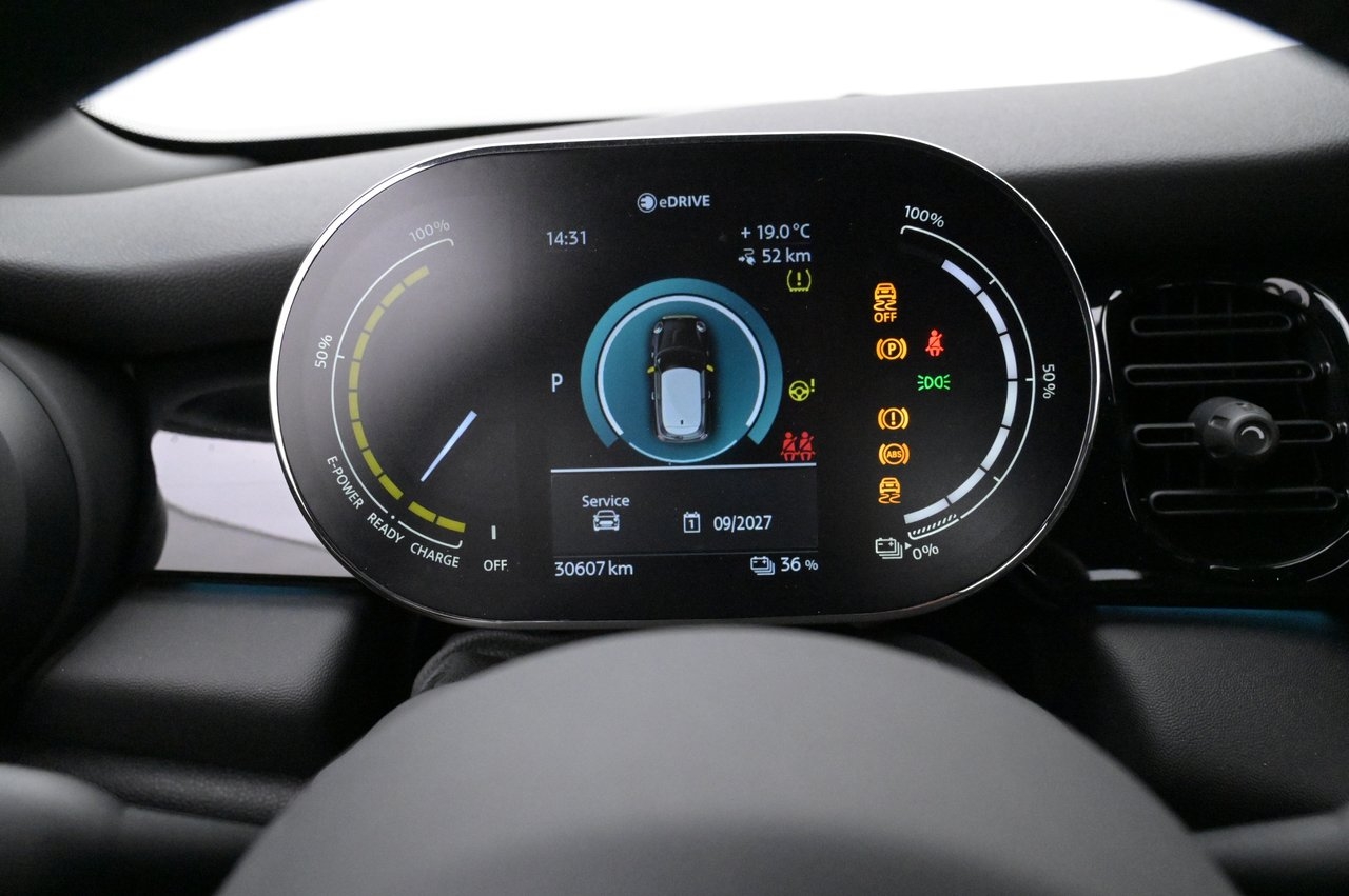 MINI Cooper SE SE Essential Sportstol 2024, bild 7/10