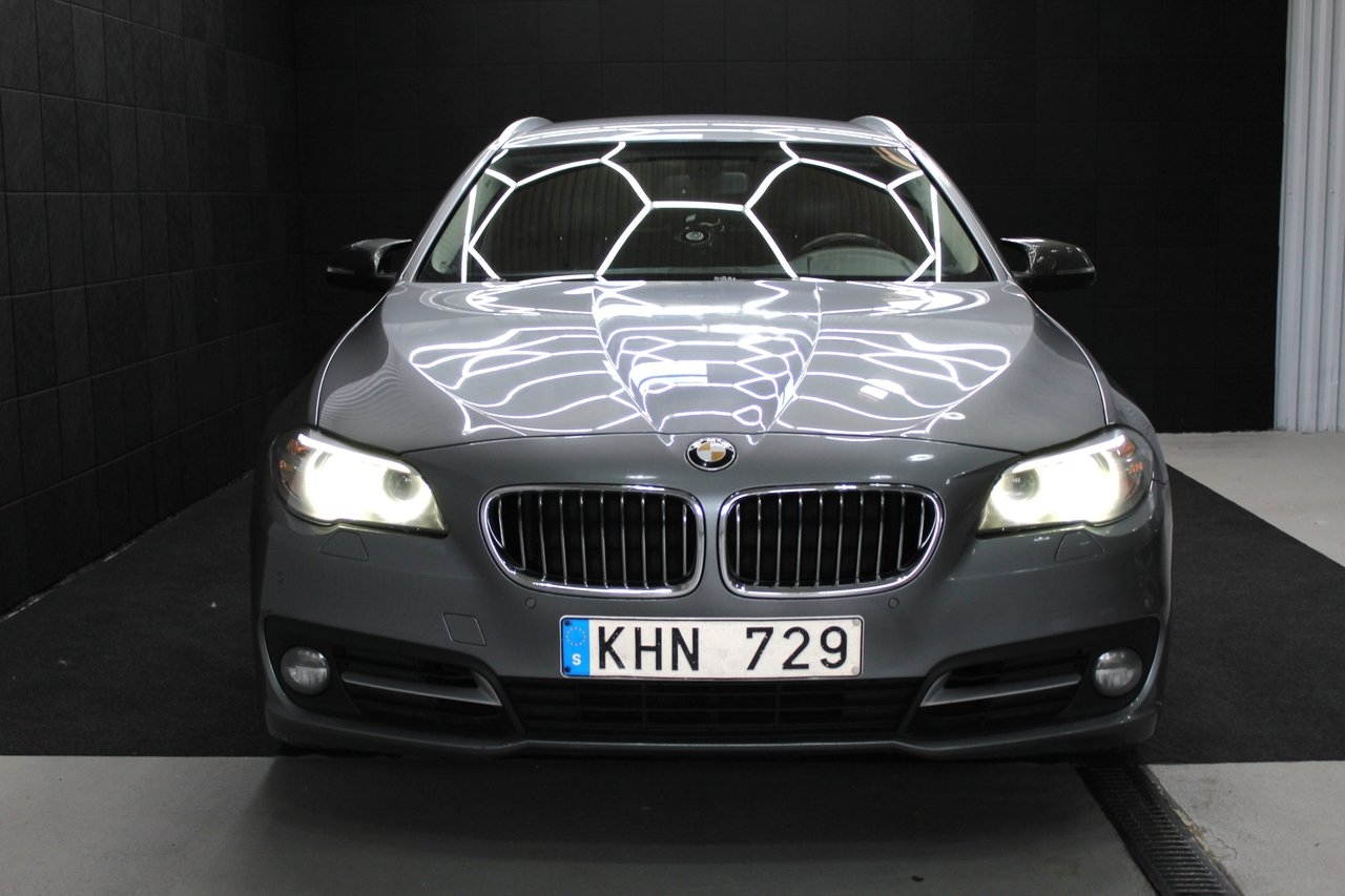 BMW 520 d xDrive Touring Steptronic 2014, bild 2/10