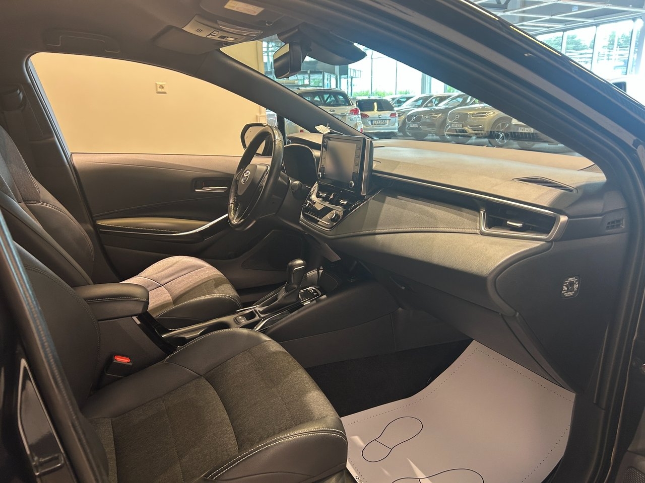 Toyota Corolla Touring Sports Hybrid 2021, bild 7/10