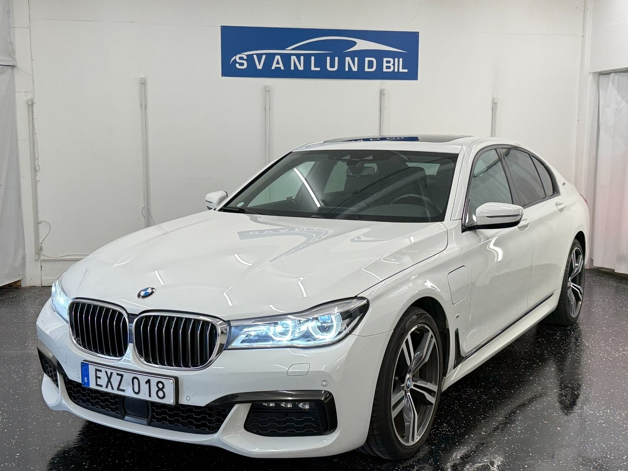 BMW 740
