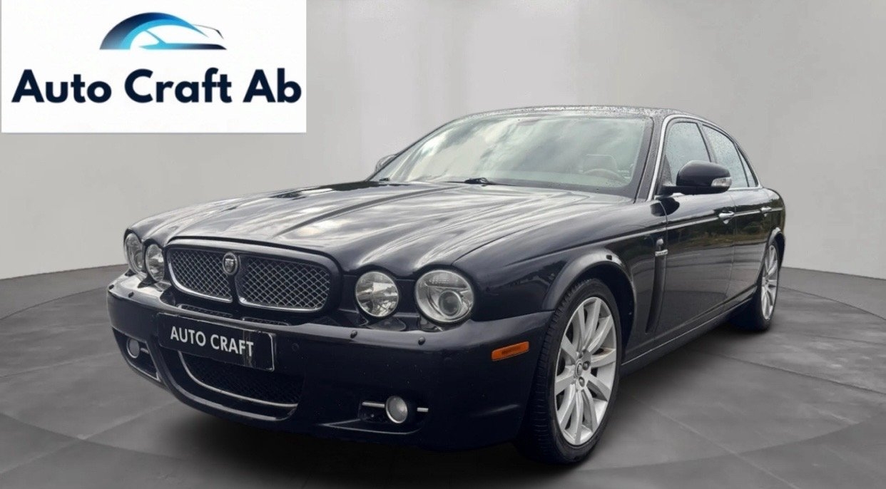 Jaguar XJ
