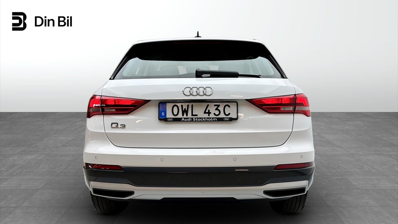 Audi Q3 35 TFSI 150HK Cockpit 2024, bild 5/10
