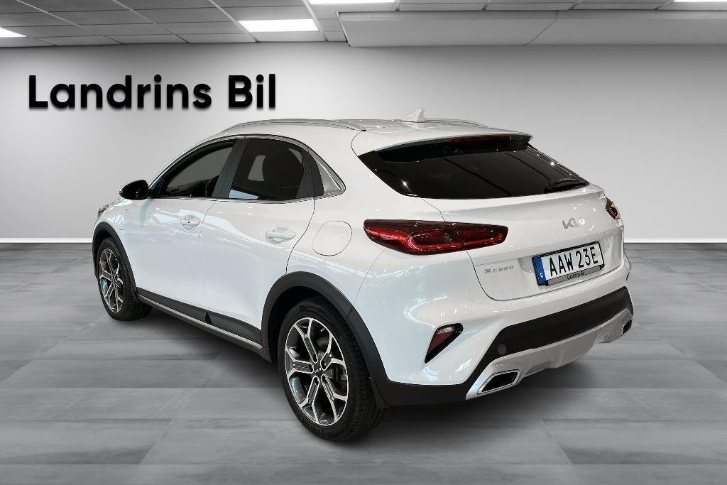 Kia XCeed Plug-in Hybrid Advance plus 2022, bild 6/23