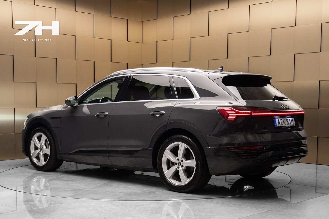 Audi Q8 e-tron 2024, photo 3/21
