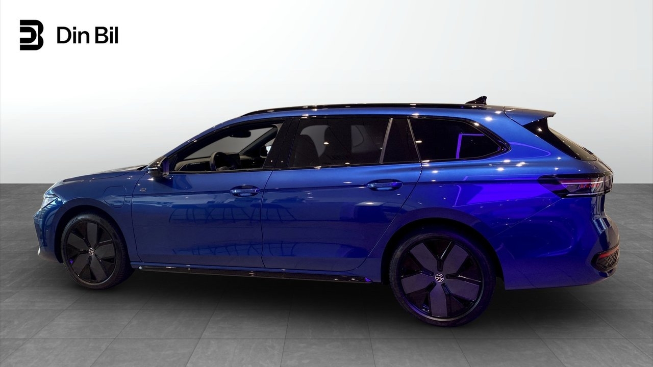 Volkswagen Passat 2026, bild 2/12