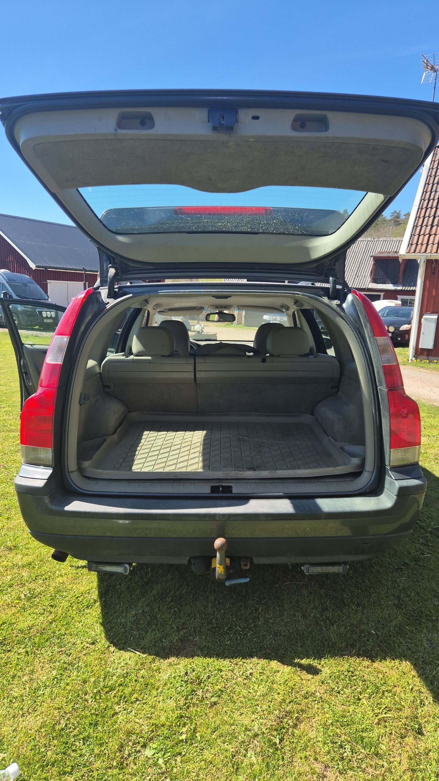 Volvo V70 2.4 Manuell 2004, kuva 4/6