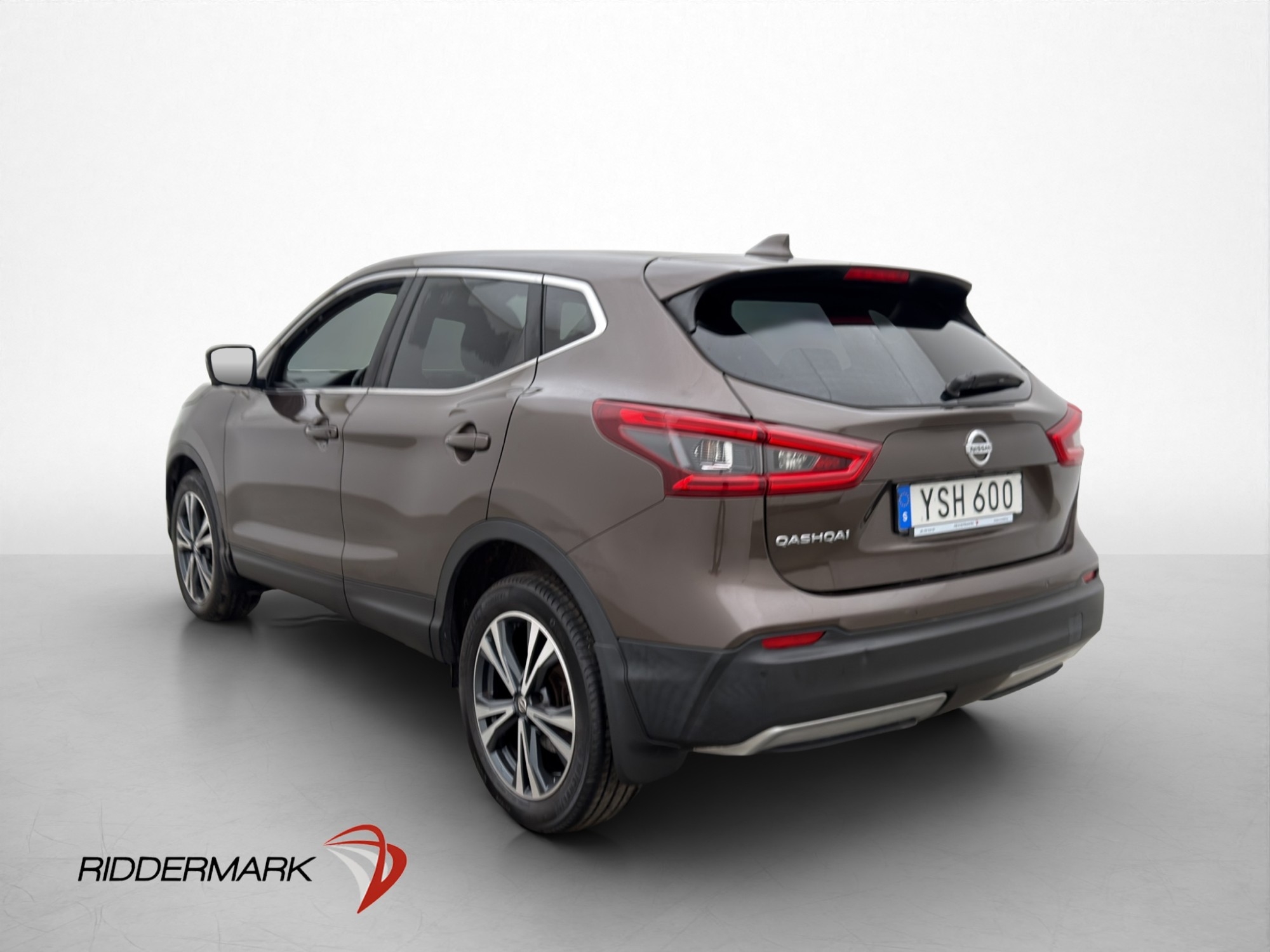Nissan Qashqai 1.2 DIG-T XTRONIC-CVT 2017, bild 2/7