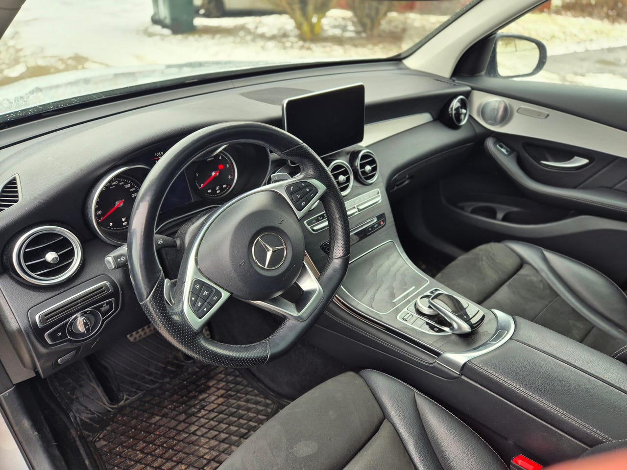 Mercedes-Benz GLC 220 d 4MATIC 9G-Tronic 2019, bild 3/4