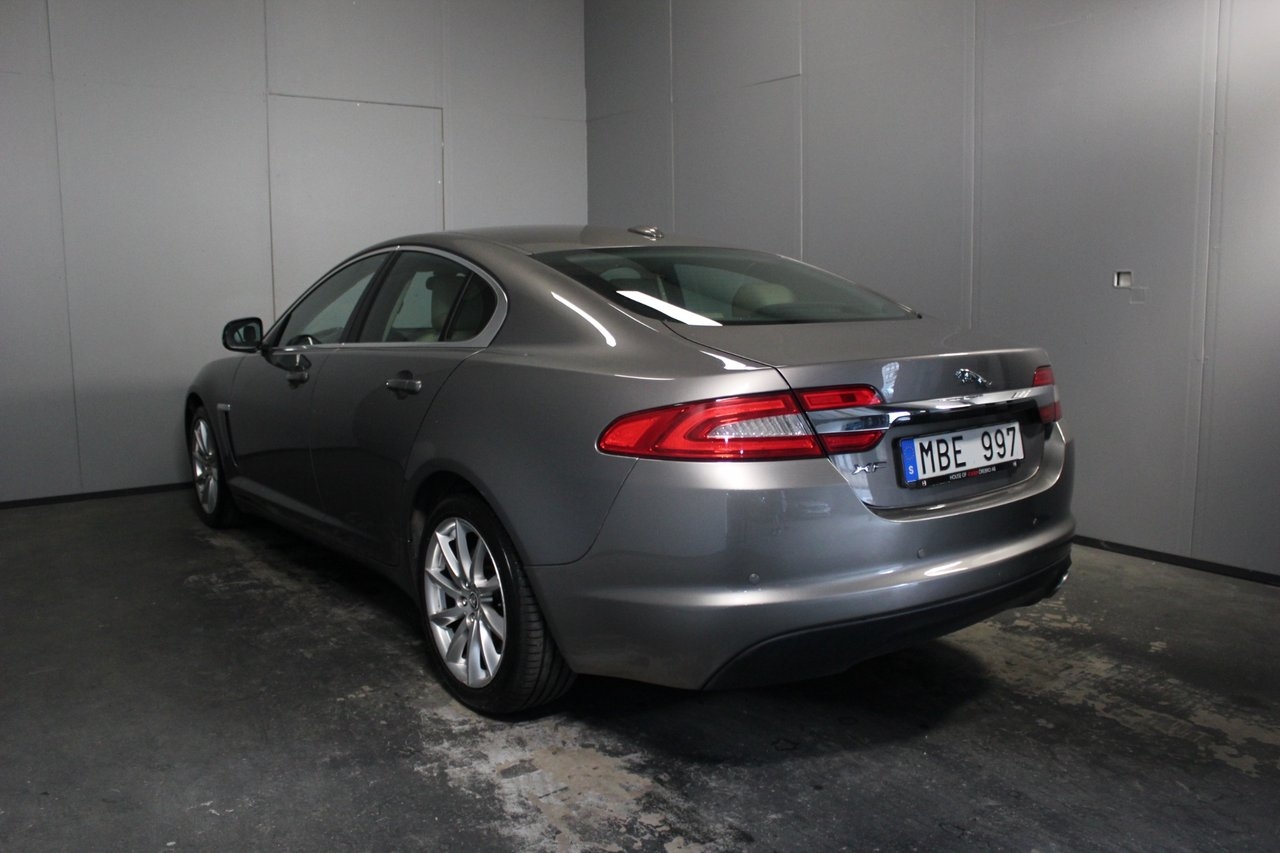 Jaguar XF 2012, bild 3/10